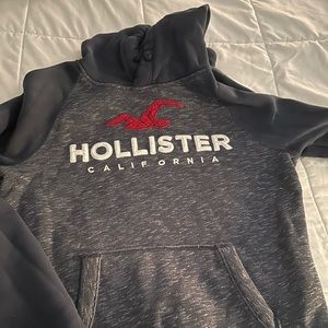 Hollister Pullover Men’s Hoodie. Two-toned blue size small